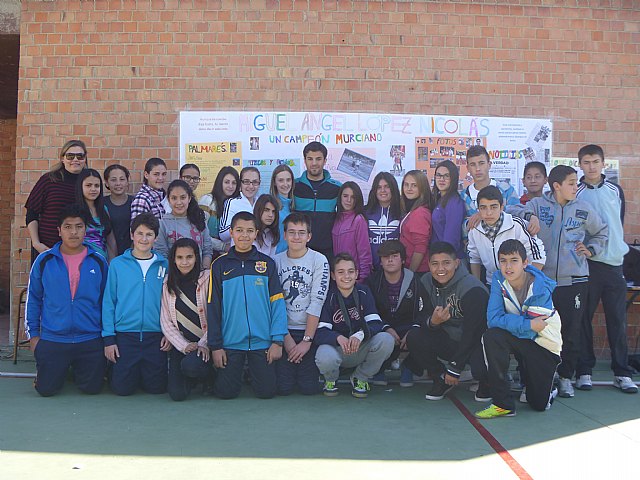 El marchador murciano, Miguel ngel Lpez Nicols, 5º en los JJOO de Londres, visit a los alumnos de ESO del Colegio Reina Sofa - 3