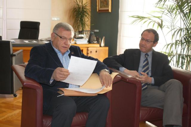 El Alcalde recibe a la nueva junta directiva de Moros y Cristianos - 2, Foto 2