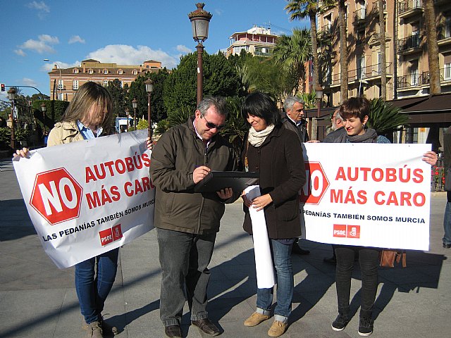 El Grupo Socialista inicia una nueva campaña en defensa del transporte público - 2, Foto 2