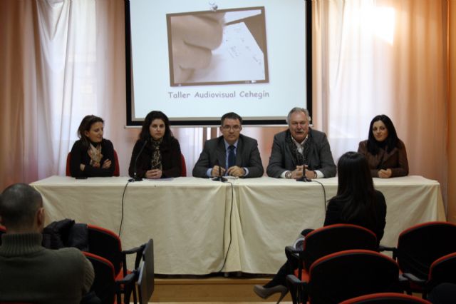 El alcalde destaca la labor social de Proyecto Abraham en la clausura del curso de audiovisuales - 1, Foto 1