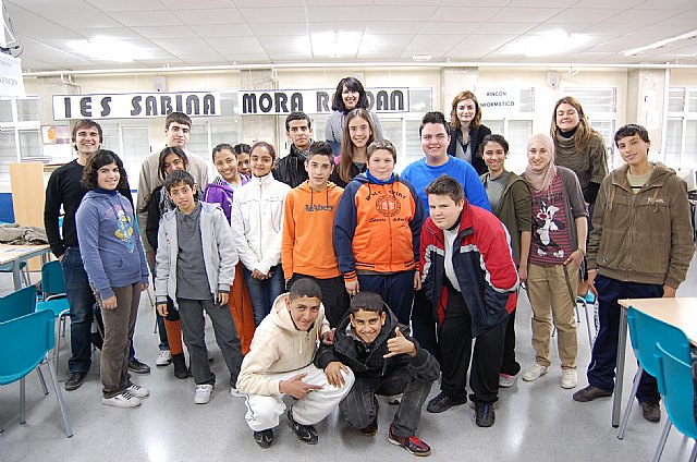 El festival de cortos para la integración “Andoenredando” destacado como ejemplo de integración de inmigrantes por una importante fundación canadiense - 1, Foto 1