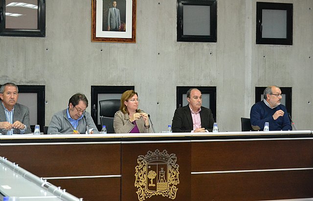 El Ayuntamiento impulsa una campaña para que supermercados donen alimentos a asociaciones benéficas - 1, Foto 1