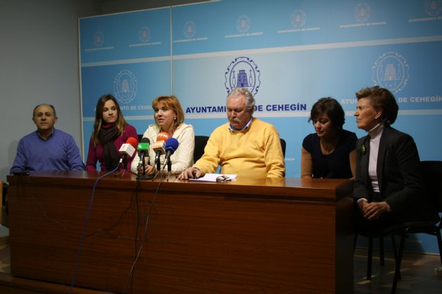 La comisión de Servicios Sociales de la Asamblea Regional visita Betania - 1, Foto 1