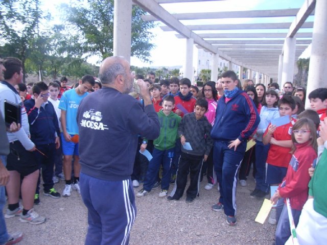 La Concejalía de Deportes y el Club de Orientación organizaron la fase local de orientación de Deporte Escolar, Foto 1
