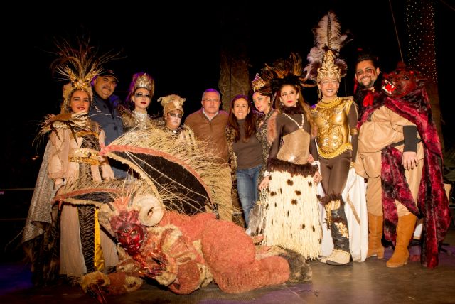 María del Carmen Rodríguez encarna a una endemoniada Mussona en el Carnaval de Águilas - 2, Foto 2