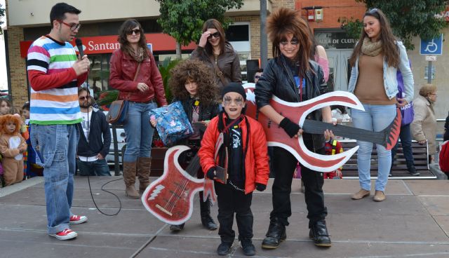 El Carnaval infantil congrega a 200 niños en la plaza de La Constitución - 3, Foto 3