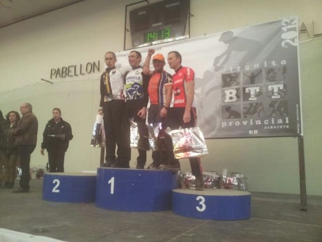 José Andreo sube al podium en Almansa desafiando el intenso frío en un fin de semana marcado por el viento en todas las carreras disputadas, Foto 1