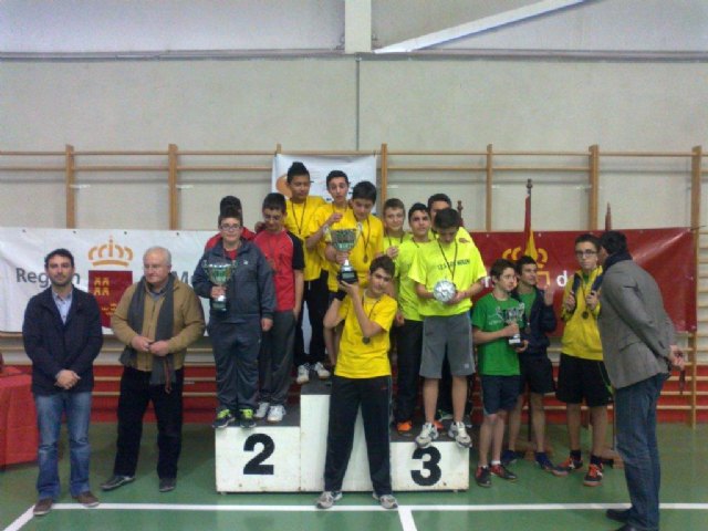 El equipo cadete masculino del IES Juan de la Cierva, subcampeón en la final regional de tenis de mesa de Deporte Escolar, celebrada en Lorca, Foto 2