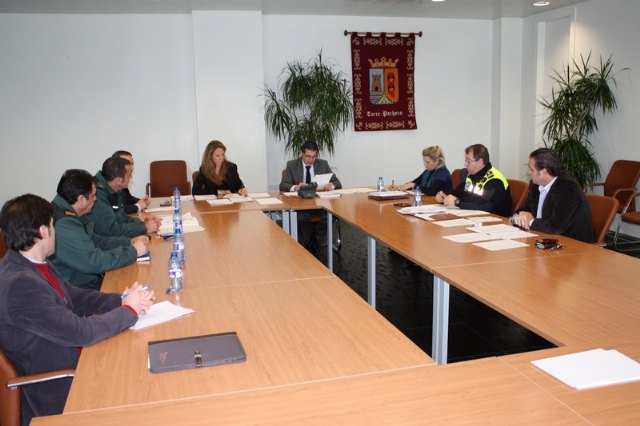 Una mayor involucración y colaboración de las fuerzas de seguridad para que desciendan los delitos en Torre-Pacheco - 1, Foto 1