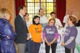 El Alcalde de Murcia felicita a la Asociacin de Enfermos de Parkinson por su dcimo aniversario