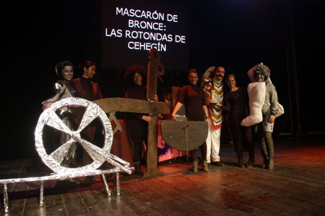 ‘Los que han robado la Cruz de Cehegín’ se alza con el ‘Mascarón de Oro 2013’ - 2, Foto 2
