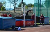 Fran Moreno Olivo se proclama campeón absoluto regional de salto de altura