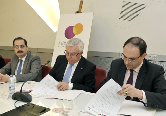 La Cátedra de Responsabilidad Social Corporativa de la Universidad de Murcia crea una red regional de voluntariado - 4, Foto 4