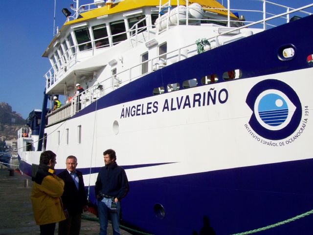 El buque Ángeles Alvariño del Instituto Español de Oceanografía atraca en Águilas - 3, Foto 3