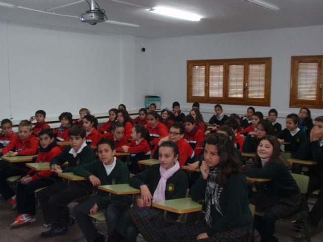 Los escolares reciben charlas sobre la separación selectiva de residuos domésticos - 3, Foto 3