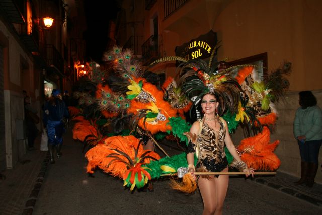 El Gran Desfile del Carnaval de Cehegín derrocha colorido, belleza y fantasía ante miles de personas - 2, Foto 2