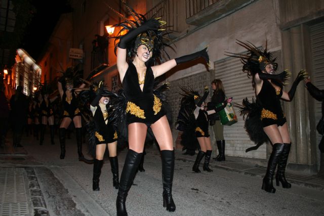 El Gran Desfile del Carnaval de Cehegín derrocha colorido, belleza y fantasía ante miles de personas - 3, Foto 3