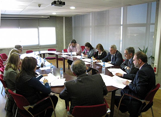 La Comunidad impulsa un Plan Regional de Responsabilidad Social Corporativa para favorecer la competividad y la sostenibilidad - 2, Foto 2