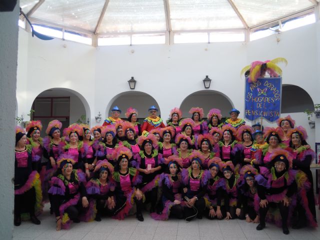 Un baile pone fin a las actividades de Carnaval de los Hogares del Pensionista - 1, Foto 1