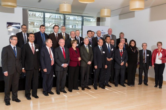 Los jóvenes de la Región pueden aprender y perfeccionar idiomas en 17 países de Europa, América, África y Oceanía - 2, Foto 2