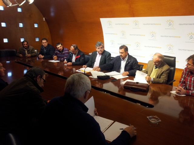 El Ayuntamiento de Lorca y la Mesa de Trabajo Vecinal unen fuerzas para canalizadas las propuestas de mejora para las zonas afectadas por las inundaciones - 1, Foto 1