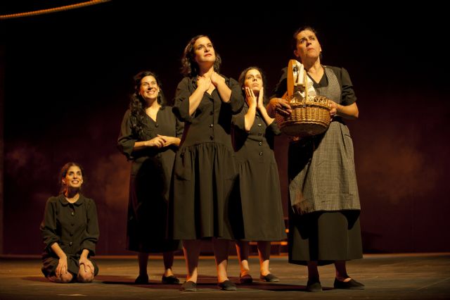 La compañía murciana Alquibla Teatro llega al Nuevo Teatro Circo con su versión de la obra de Lorca La Casa de Bernarda Alba - 1, Foto 1