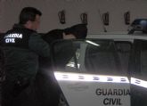 La Guardia Civil detiene a un 'butronero' tras intentar vender uno de los efectos sustrados a su propietario