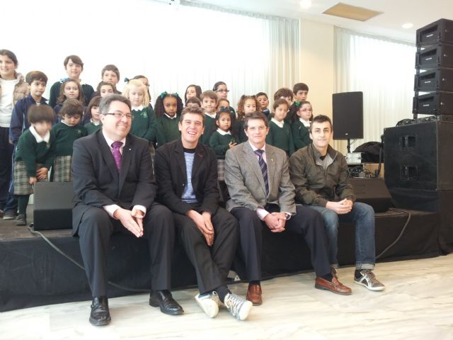 Francisco Jódar: Volveré, la canción sobre los terremotos compuesta por Pepe Munuera e interpretada por Javier Ojeda, es el himno de la recuperación de nuestra ciudad - 1, Foto 1