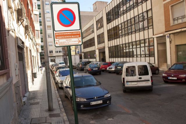 Abierto el plazo para renovar la tarjeta de residente de la ORA - 1, Foto 1