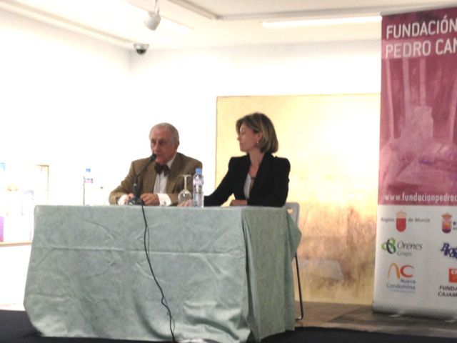 Inocencio Arias desvela los secretos de los cinco presidentes de la democracia española en el arranque de la cuarta edición de Río de Letras - 2, Foto 2