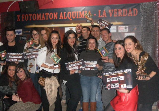 El X Fotomatón Alquimia premia a los mejores disfraces del Carnaval de la Noche en Águilas - 1, Foto 1
