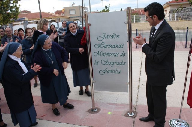 Inaugurado un jardín en Roldán en homenaje a las Hermanas Misioneras de la Sagrada Familia - 1, Foto 1