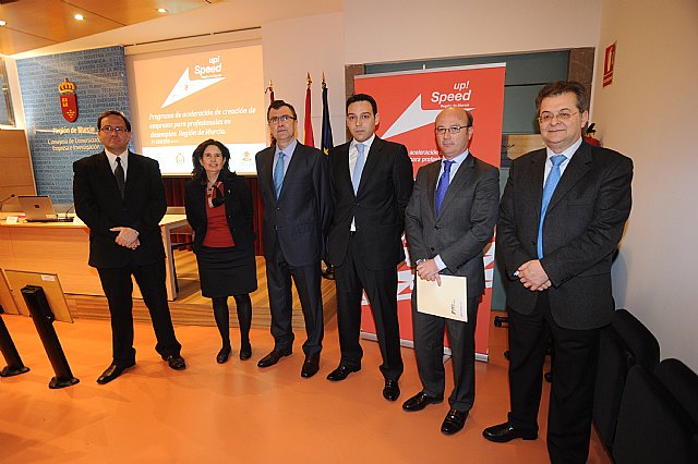 La Comunidad presenta el segundo programa para crear empresas entre desempleados de los colegios profesionales - 1, Foto 1