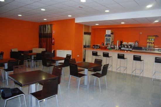 Comienzan a licitarse los servicios de cafetería de los Centros Municipales como iniciativa para el autoempleo - 1, Foto 1