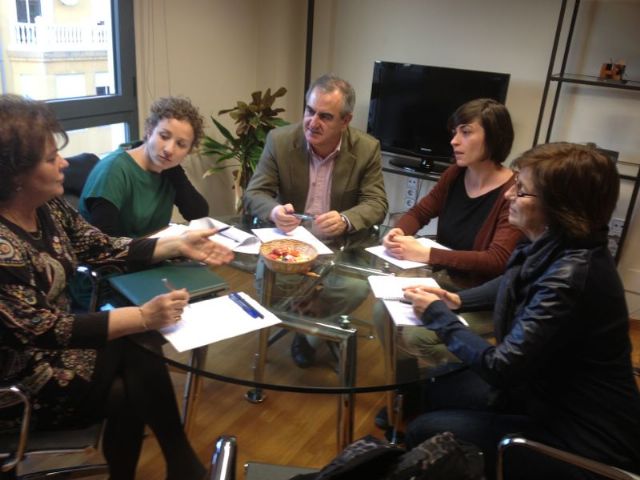 El PSOE se reúne con el Colegio de Trabajo Social - 1, Foto 1