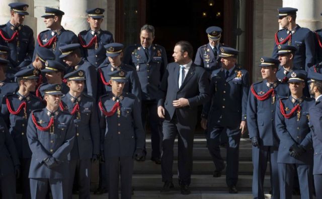 Los alumnos de la Academia General del Aire visitan el Palacio Consistorial - 2, Foto 2