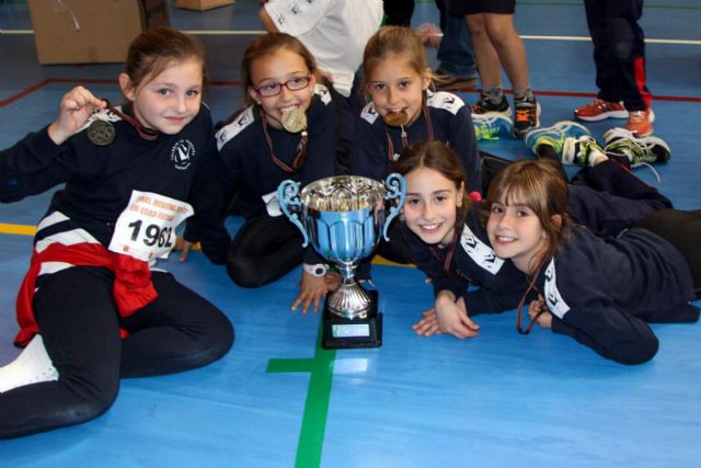 El colegio La Vaguada, campeón regional de Atletismo en categoría benjamín femenino - 1, Foto 1