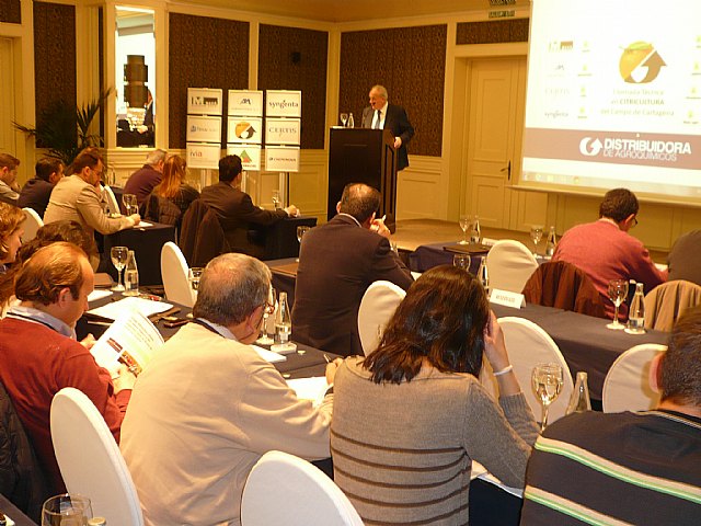 Agricultura advierte que los nuevos productos fitosanitarios deben ser contrastados para asegurar que  no suponen un riesgo - 1, Foto 1