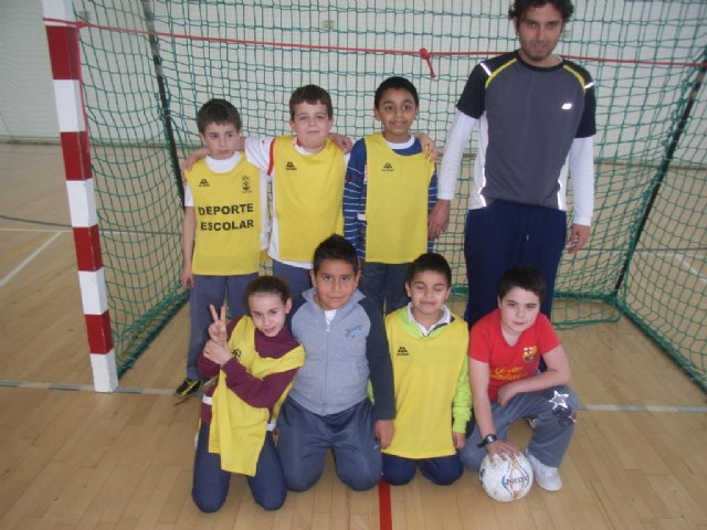 La concejalía de Deportes organizó la segunda jornada de la fase local de multideporte benjamín de Deporte Escolar - 2, Foto 2