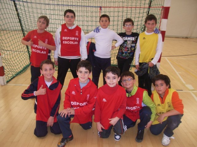 La concejalía de Deportes organizó la segunda jornada de la fase local de multideporte benjamín de Deporte Escolar - 3, Foto 3