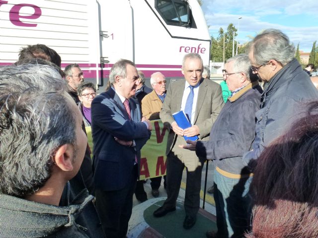 Rafael Simancas reclamará a la ministra de Fomento que cumpla con los murcianos su compromiso de soterrar el AVE - 1, Foto 1