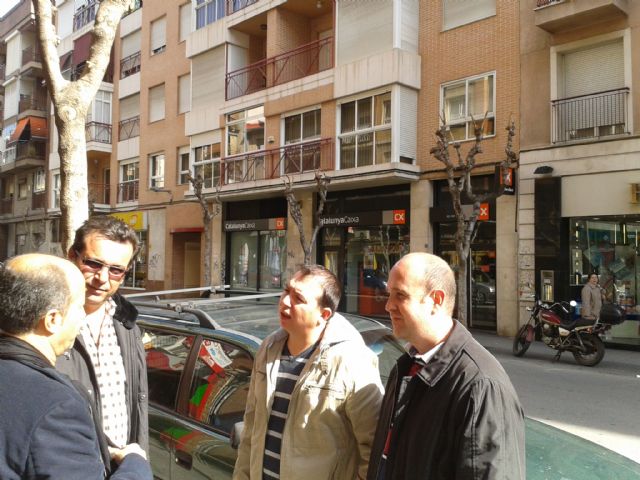 Los concejales del Grupo Socialista exigen más apoyo para los comercios del Barrio del Carmen - 2, Foto 2