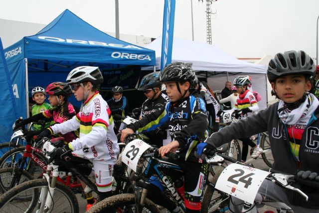 El Bike Maratón 'Memorial Luis Fernández de Paco' reúne a cerca de 300 ciclistas en Cehegín - 2, Foto 2