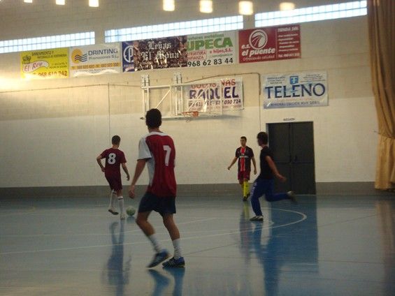Los jugadores de fútbol-sala y balonmano del IES Villa de Alguazas se alzan victoriosos en la segunda jornada de la Intermunicipal de Deporte en Edad Escolar - 1, Foto 1