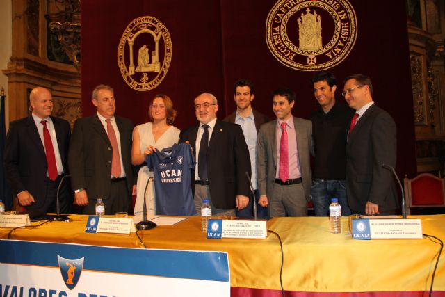 Mireia Belmonte: Os animo a perseguir vuestros sueños - 1, Foto 1