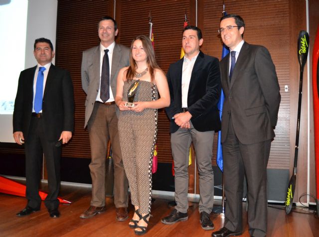 La Federación de Piragüismo de la Región premia a los palistas pinatarenses - 1, Foto 1