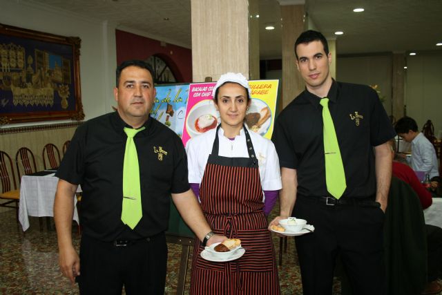 Los hosteleros venden 23.000 tapas y 2.000 cócteles en el segundo fin de semana de la 'Ruta' - 1, Foto 1