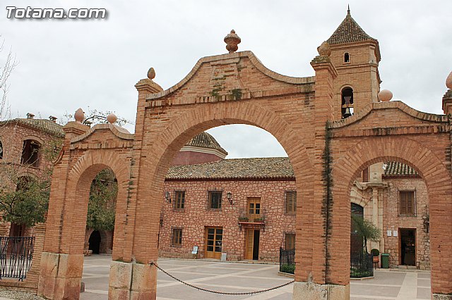 La restauracin de las pinturas en los anexos de La Santa permitirn conocer la entrada primitiva a la gruta que dio origen a la construccin de la ermita - 1
