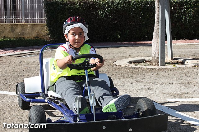 Cerca de 2.400 alumnos participan este curso 2012/13 en el programa de Educacin Vial - 3