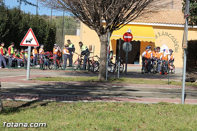 Cerca de 2.400 alumnos participan este curso 2012/13 en el programa de Educacin Vial - 4